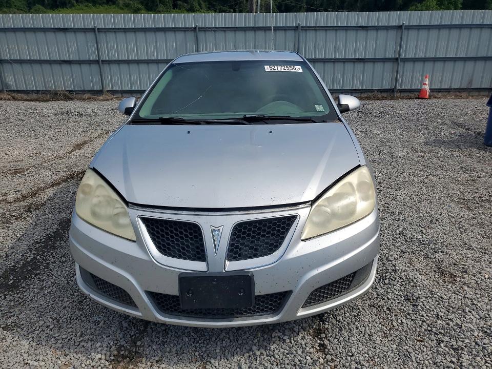 2010 Pontiac G6 VIN 1G2ZA5E01A4135688 COPART salvage auction — MINOR DENT/SCRATCHES, TX - CERTIFICATE OF TITLE, sold $425 on 2026-09-22 (photo 5)