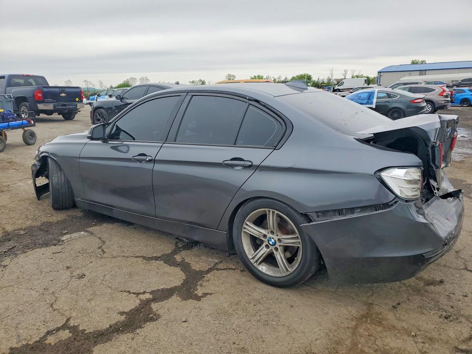 2013 BMW 3er VIN WBA3A5C54DJ460838 COPART salvage auction — REAR END, Pa - Cert Of Salv-R=Reconstructed, sold $400 on 2026-08-04 (photo 2)