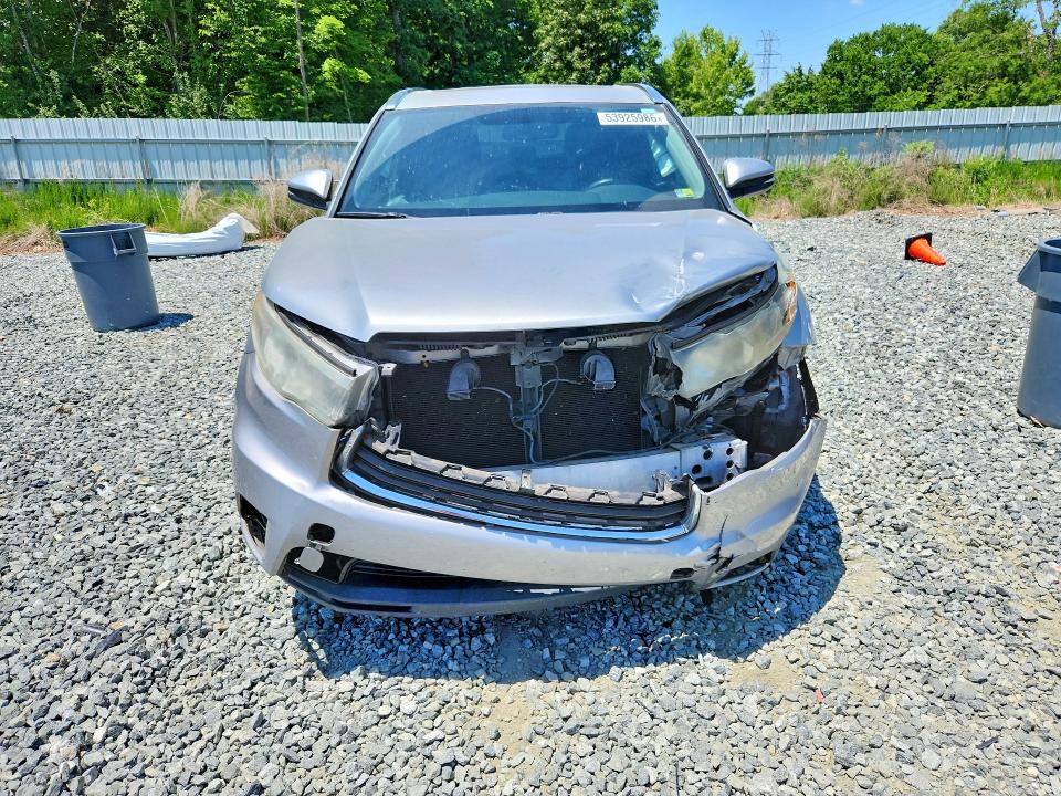 2015 Toyota Highlander VIN 5TDKKRFH6FS091852 COPART salvage auction — FRONT END, Nc - Salvage Certificate Of Title, sold $2,300 on 2026-07-22 (photo 5)
