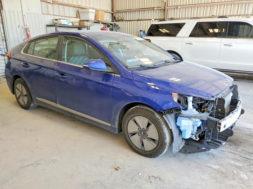 2022 Hyundai Ioniq VIN KMHC75LC3NU268550 COPART salvage auction — SIDE, Tx - Salvage Vehicle Title, sold $3,050 on 2026-07-06 (photo 4)