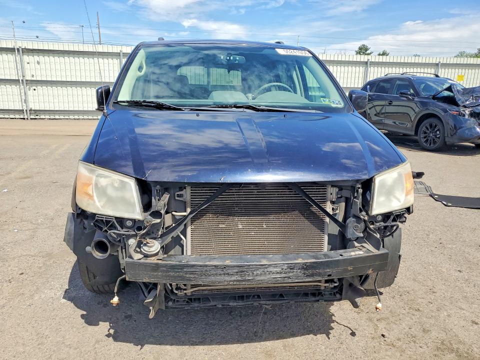 2010 Dodge Grand caravan VIN 2D4RN5D13AR273131 COPART salvage auction — FRONT END, Pa - Certificate Of Salvage, sold $700 on 2026-07-24 (photo 5)