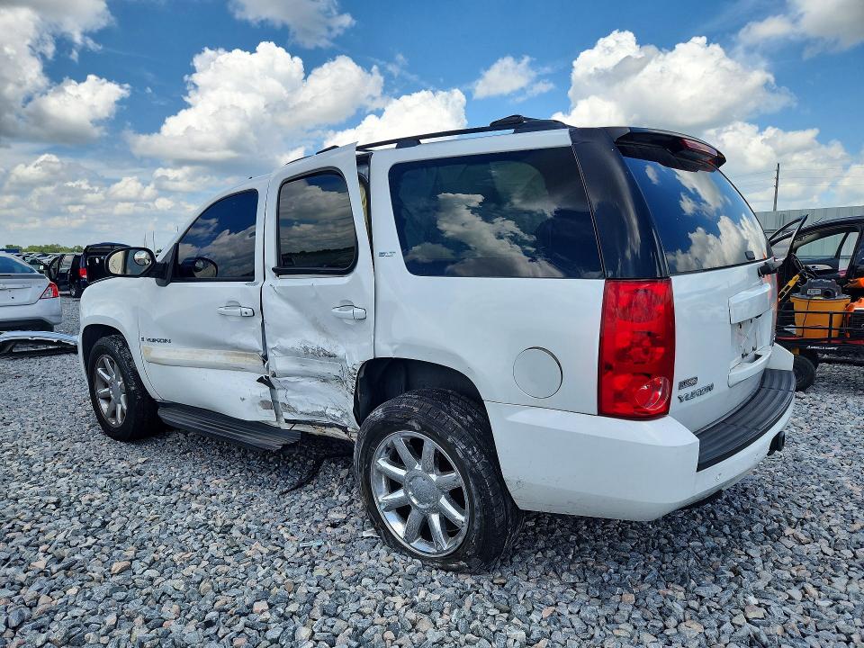 2007 Gmc Yukon VIN 1GKFK13087J388111 COPART salvage auction — SIDE, Fl - Cert Of Title Slvg Rebuildable, sold $750 on 2026-07-02 (photo 2)