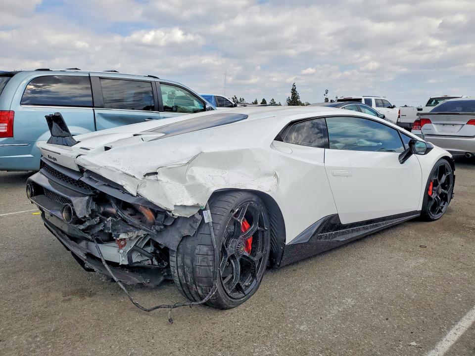 2018 Lamborghini Huracan VIN ZHWUD4ZF4JLA08259 COPART salvage auction — ALL OVER, CA - SALVAGE CERTIFICATE, sold $101,000 on 2026-07-14 (photo 3)