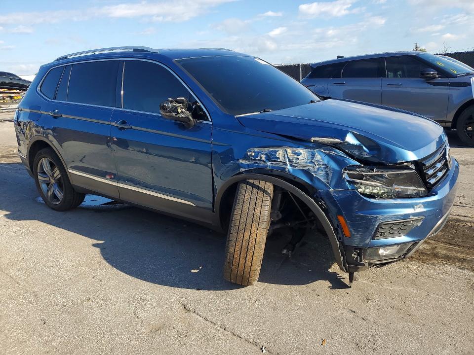 2020 Volkswagen VIN 3VV3B7AX4LM158940 COPART salvage auction — FRONT END, FL - CERT OF TITLE SLVG REBUILDABLE, sold $3,550 on 2026-07-02 (photo 4)