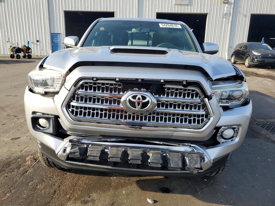 2017 Toyota Tacoma VIN 5TFSZ5AN9HX068743 COPART salvage auction — FRONT END, Fl - Cert Of Title Slvg Rebuildable, sold $9,000 on 2026-07-13 (photo 5)