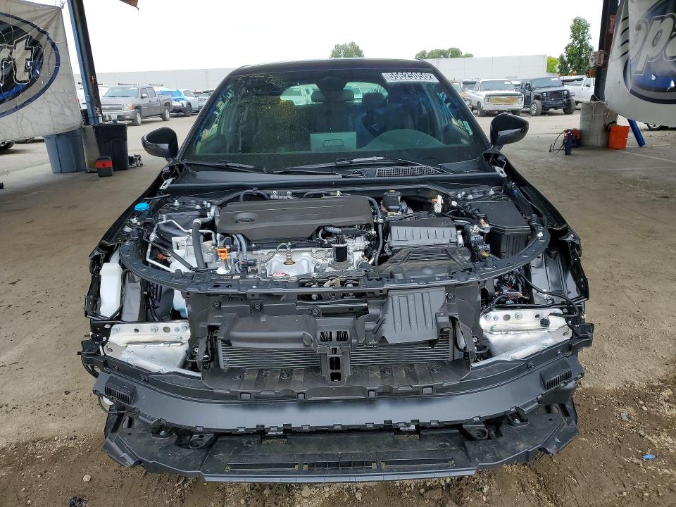 2026 Honda Civic VIN 19XFL2H88TE019852 COPART salvage auction — VANDALISM, FL - CERTIFICATE OF DESTRUCTION, sold $10 on 2026-08-03 (photo 5)