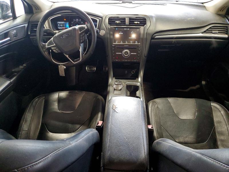 2017 Ford Fusion VIN 3FA6P0K92HR130526 COPART salvage auction — MECHANICAL, In - Certificate Of Title, sold $375 on 2026-07-07 (photo 8)