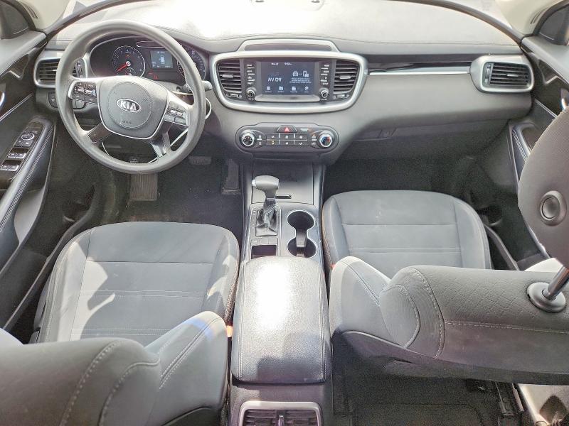 2019 Kia Sorento VIN 5XYPG4A39KG463522 COPART salvage auction — MINOR DENT/SCRATCHES, Tx - Certificate Of Title, sold $2,050 on 2026-07-09 (photo 8)