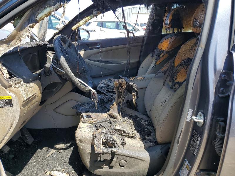 2017 Hyundai Tucson VIN KM8J3CA45HU281307 COPART salvage auction — ENGINE BURN, Tx - Salvage Vehicle Title, sold $400 on 2026-07-13 (photo 7)
