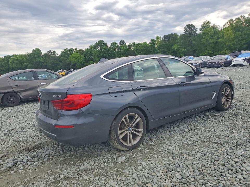 2019 BMW 3er VIN WBA8Z9C52KB220698 COPART salvage auction — NORMAL WEAR, Nc - Dealer Only Clean Title, sold $9,500 on 2026-07-21 (photo 3)
