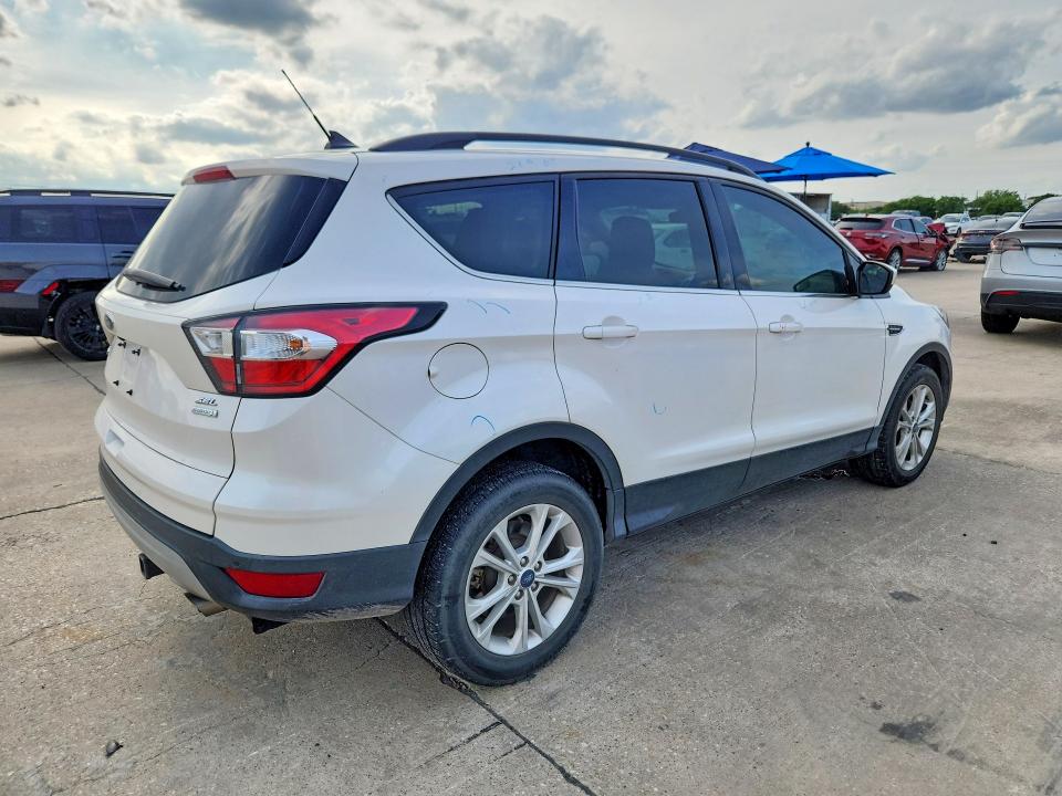 2018 Ford Escape VIN 1FMCU0HD2JUD20516 COPART salvage auction — HAIL, Tx - Certificate Of Title, sold $5,000 on 2026-07-09 (photo 3)
