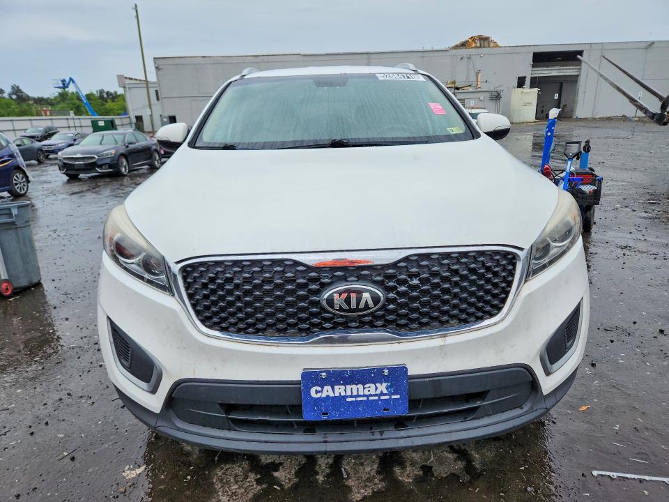 2017 Kia Sorento VIN 5XYPGDA37HG218968 COPART salvage auction — MECHANICAL, WV - CERTIFICATE OF TITLE, sold $250 on 2026-07-28 (photo 5)
