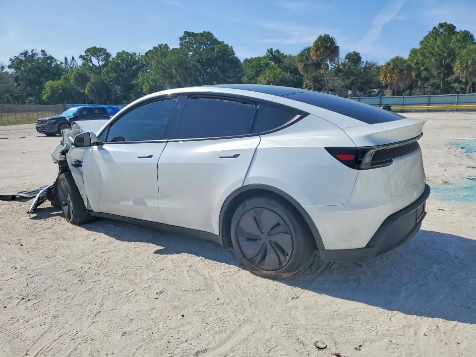 2026 Tesla Model y VIN 7SAYGDEE6TA461090 COPART salvage auction — FRONT END, Fl - Cert Of Title Slvg Rebuildable, sold $13,500 on 2026-07-08 (photo 2)