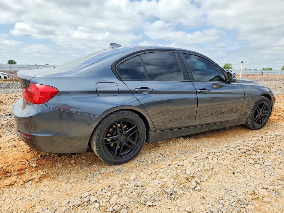 2015 BMW 3er VIN WBA3B1G52FNT64086 COPART salvage auction — SIDE, MO - SALVAGE CERTIFICATE OF TITLE, sold $1,800 on 2026-07-27 (photo 3)