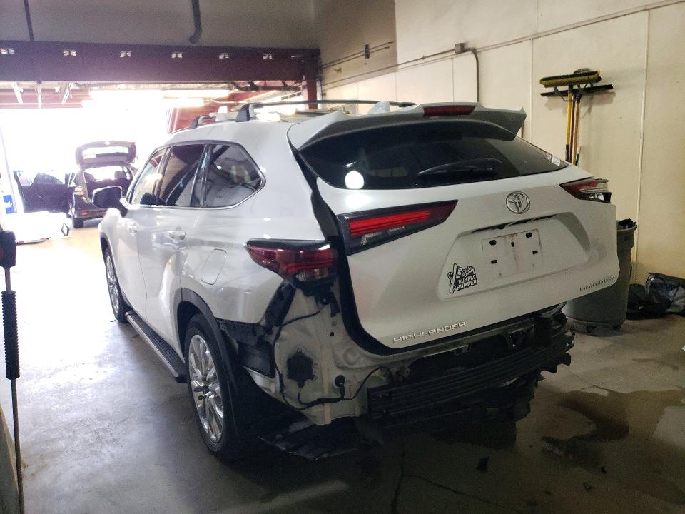 2024 Toyota Highlander VIN 5TDKDRBH5RS537607 COPART salvage auction — REAR END, Ak - Bill Of Sale- Salvage, sold $2,600 on 2026-07-28 (photo 2)