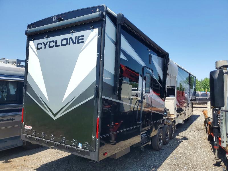 2024 Heartland Cyclone VIN 5SFCG4532RE529983 COPART salvage auction — ROOF, MI - SCRAP CERTIFICATE OF TITLE, sold $35 on 2026-07-30 (photo 4)