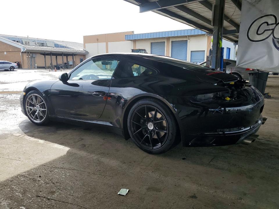 2017 Porsche 911 VIN WP0AA2A91HS108315 COPART salvage auction — REAR END, Ca - Dlr/Dis/Exp Only Salvage Title, sold $32,250 on 2026-07-28 (photo 2)