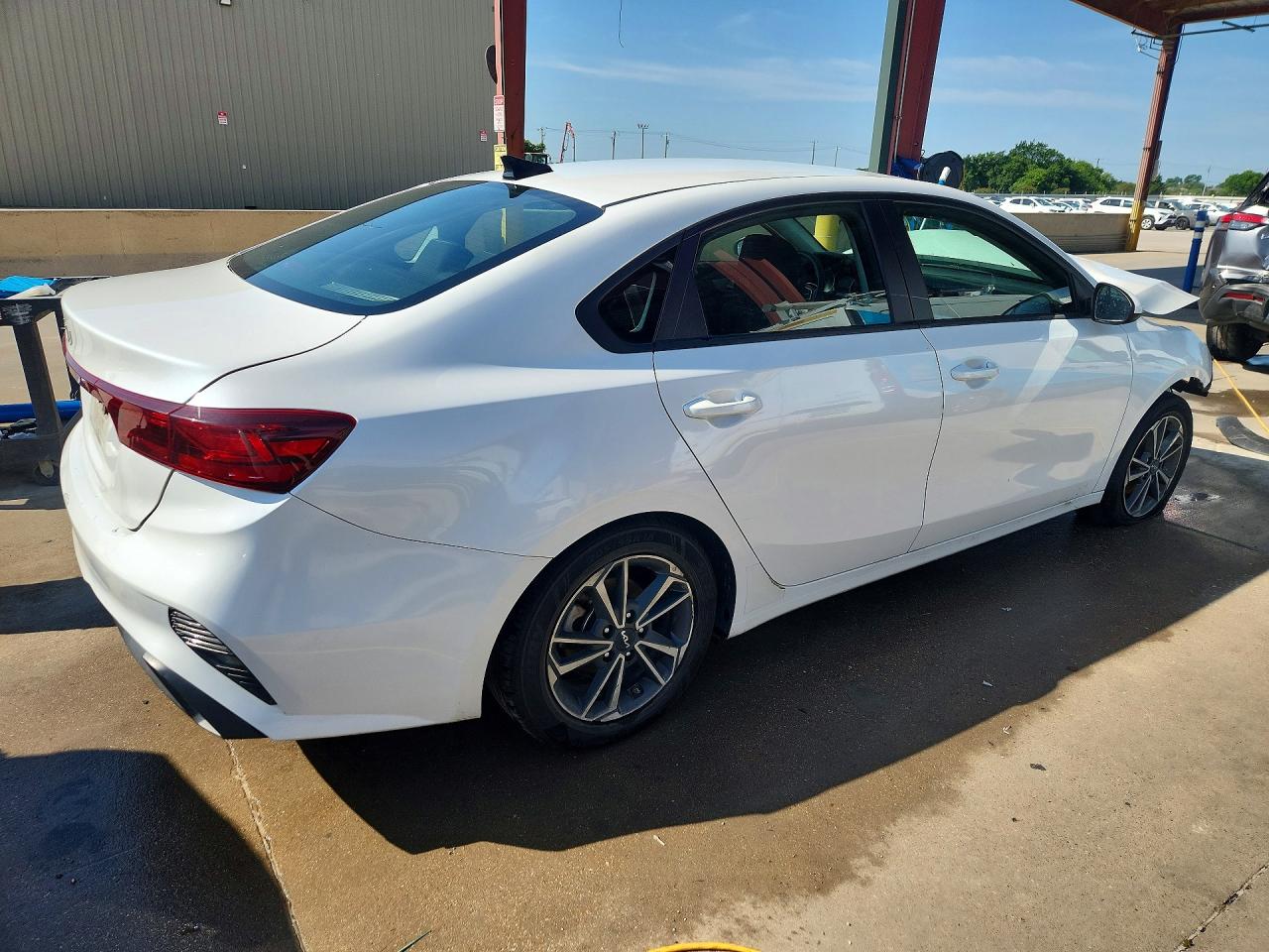 2023 Kia Forte VIN 3KPF24AD0PE583281 COPART salvage auction — Front End, TX - SALVAGE VEHICLE TITLE, sold $1,650 on 2026-07-09 (photo 3)
