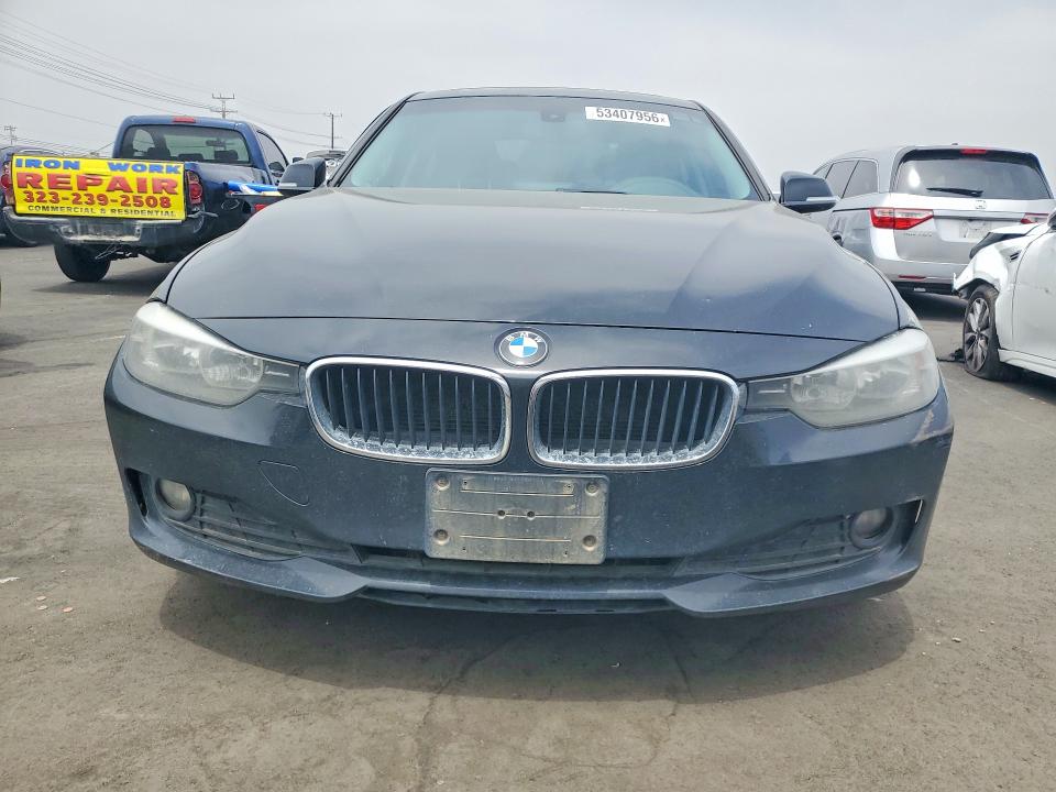 2014 BMW 3er VIN WBA3D3C59EK154533 COPART salvage auction — FRONT END, Ca - Salvage Certificate, sold $850 on 2026-07-20 (photo 5)