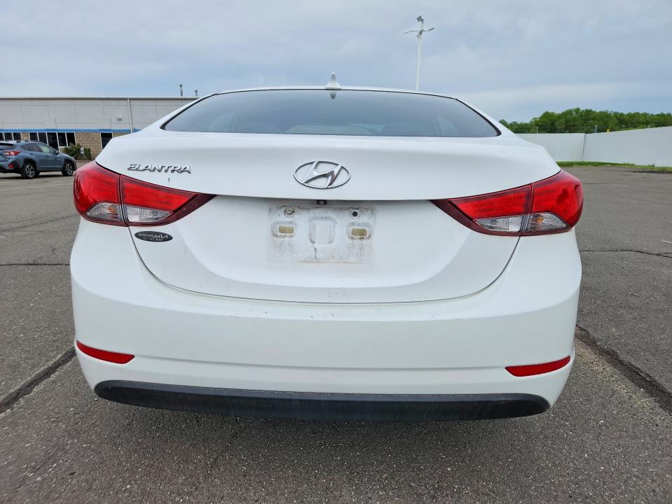 2015 Hyundai Elantra VIN 5NPDH4AE1FH634750 COPART salvage auction — MINOR DENT/SCRATCHES, Ma - Certificate Of Title, sold $2,050 on 2026-07-02 (photo 6)