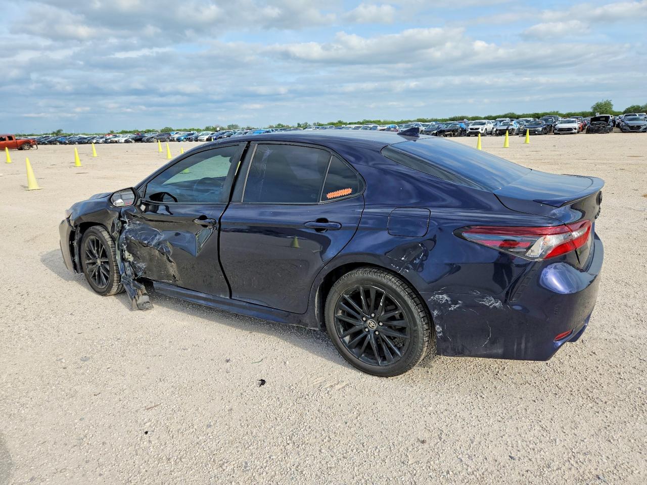 2022 Toyota Camry VIN 4T1G11AK1NU649514 COPART salvage auction — Side, TX - SALVAGE VEHICLE TITLE, sold $9,900 on 2026-07-09 (photo 2)