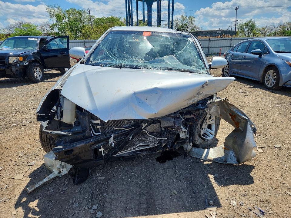 2009 Hyundai Elantra VIN KMHDU46DX9U767525 COPART salvage auction — FRONT END, Il - Salvage Certificate, sold $225 on 2026-07-08 (photo 5)