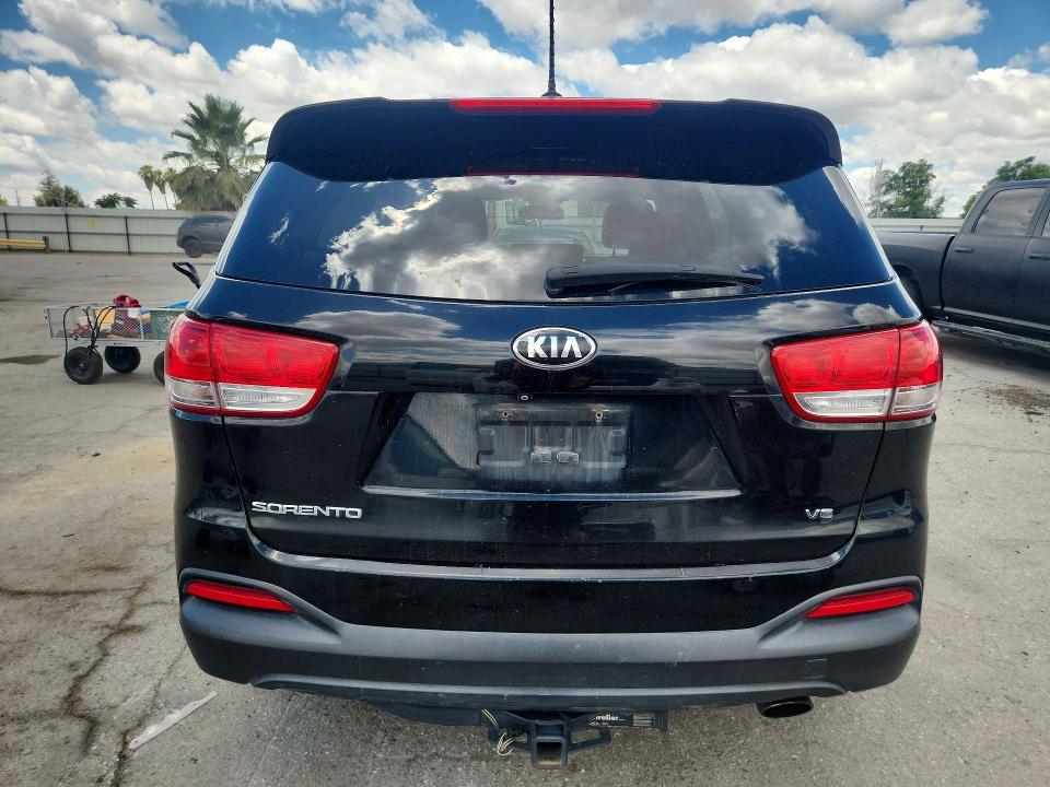 2017 Kia Sorento VIN 5XYPG4A59HG225115 COPART salvage auction — NORMAL WEAR, Ca - Dis/Dlr/Exp Only Clean Title, sold $1,850 on 2026-07-17 (photo 6)