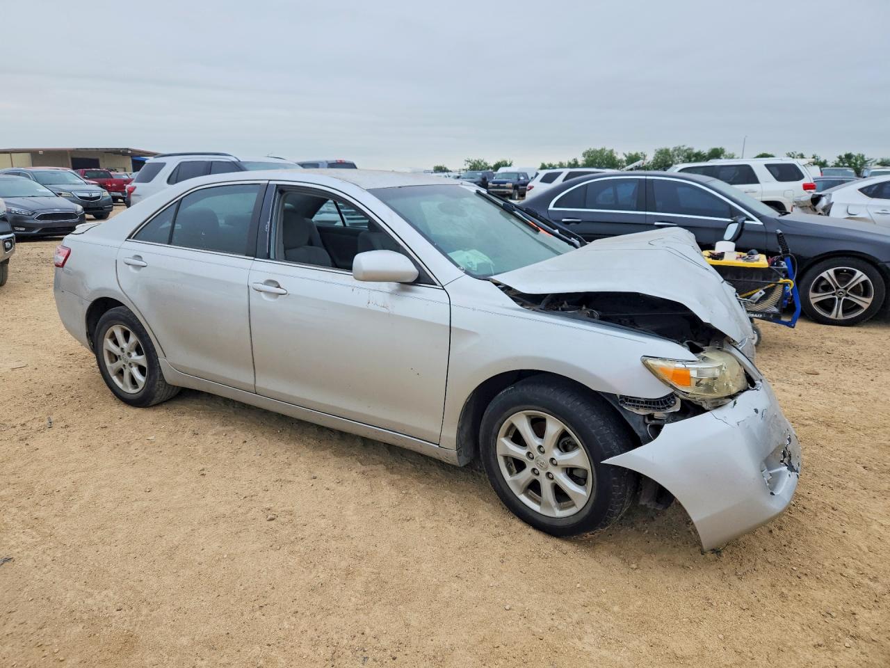 2011 Toyota Camry VIN 4T1BF3EK4BU712019 COPART salvage auction — Front End, TX - SALVAGE VEHICLE TITLE, sold $725 on 2026-06-25 (photo 4)