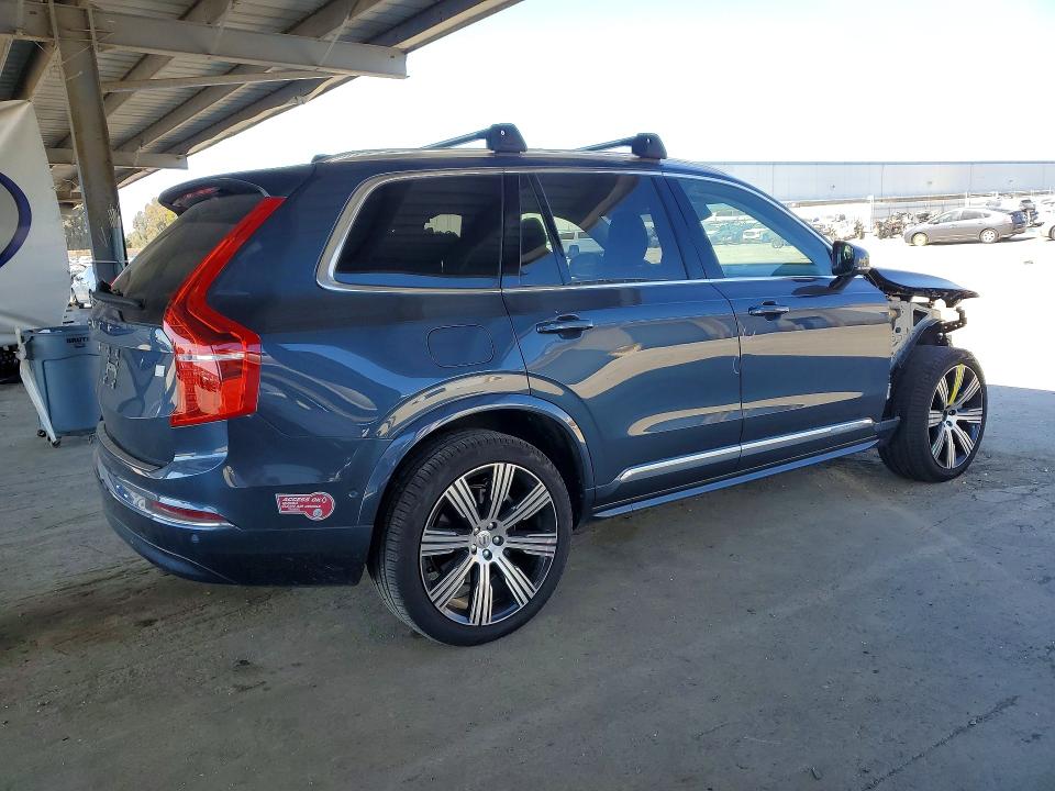 2024 Volvo VIN YV4H60LE3R1202764 COPART salvage auction — FRONT END, Ca - Salvage Certificate, sold $19,400 on 2026-07-07 (photo 3)