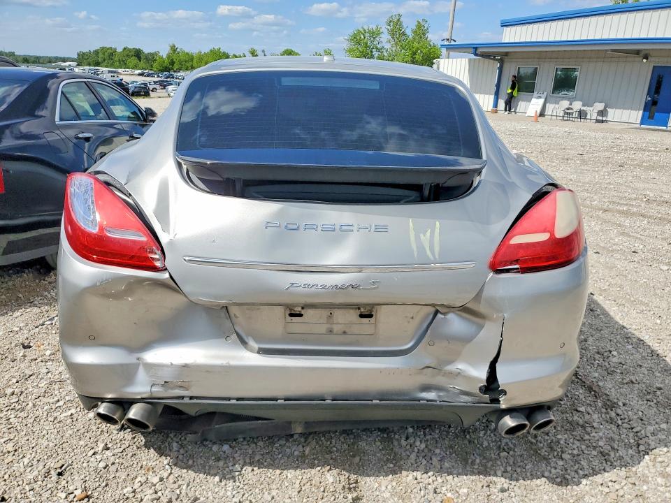 2010 Porsche Panamera VIN WP0AB2A7XAL063662 COPART salvage auction — REAR END, Mo - Salvage Certificate Of Title, sold $2,450 on 2026-08-11 (photo 6)