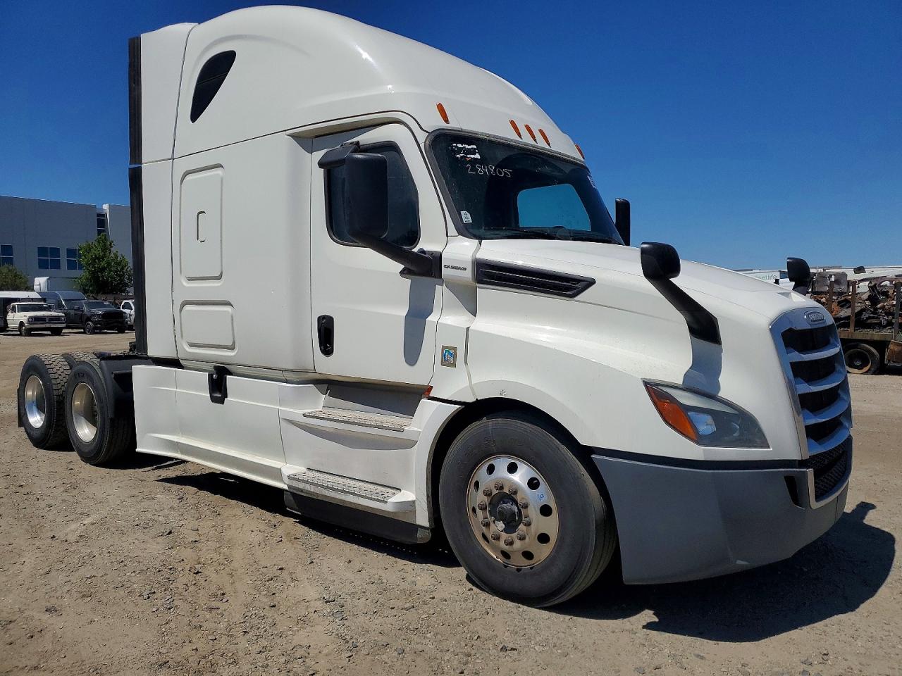 2020 Freightliner Cascadia 126 VIN 3AKJHHDR5LSLP5709 — COPART salvage auction photo