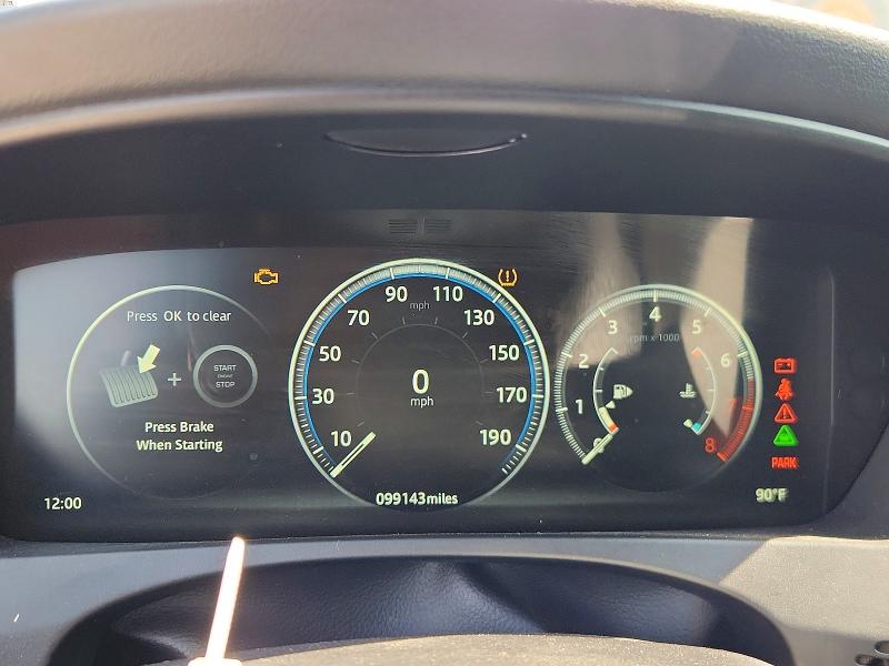 2017 Jaguar F-pace VIN SADCL2BV3HA058087 COPART salvage auction — NORMAL WEAR, Tx - Certificate Of Title, sold $4,750 on 2026-07-02 (photo 9)