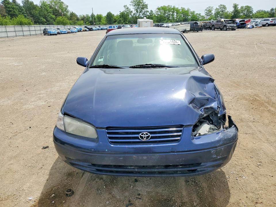 1998 Toyota Camry VIN 4T1BG22K0WU382557 COPART salvage auction — FRONT END, Il - Salvage Certificate, sold $300 on 2026-07-09 (photo 5)
