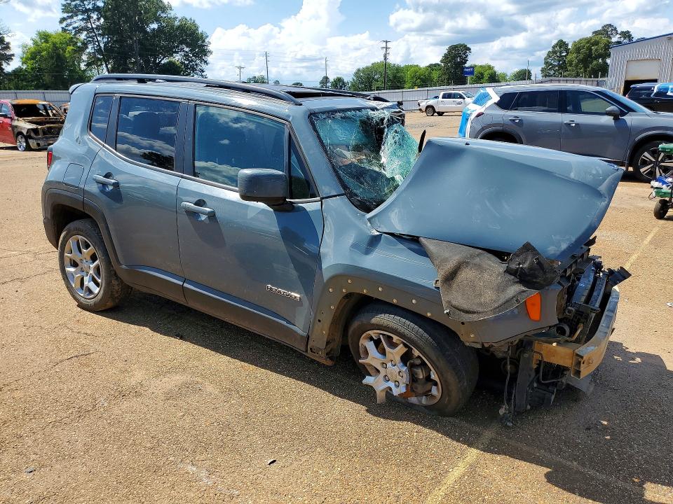 2017 Jeep Renegade VIN ZACCJBBB4HPG59791 COPART salvage auction — ALL OVER, Tx - Nonrepairable Title, sold $30 on 2026-08-03 (photo 4)