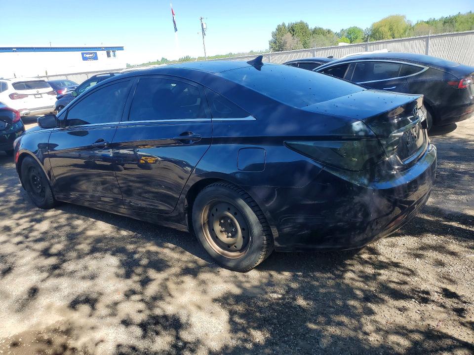 2011 Hyundai Sonata VIN 5NPEB4AC0BH261666 COPART salvage auction — SIDE, On - Permit No Brand - Unfit, sold $775 on 2026-07-09 (photo 2)