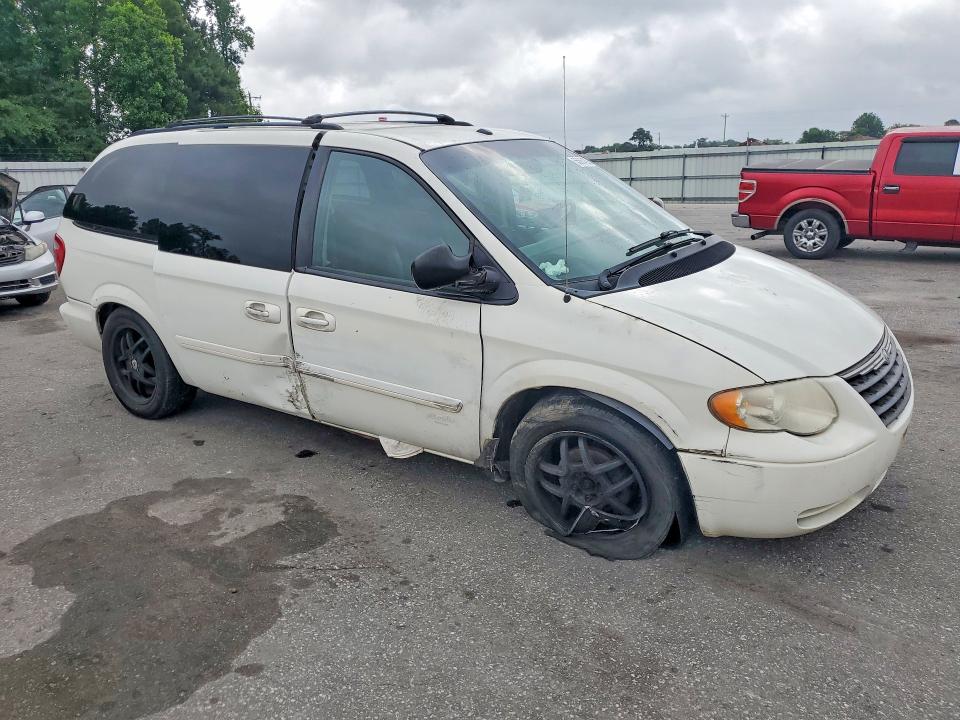 2007 Chrysler Voyager VIN 2A4GP44R07R302019 COPART salvage auction — SIDE, Nc - Salvage Certificate Of Title, sold $325 on 2026-07-09 (photo 4)