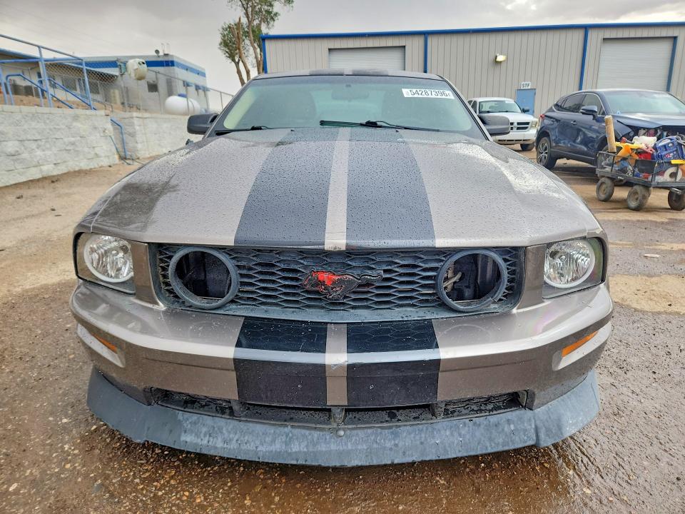 2006 Ford Mustang VIN 1ZVFT82H765216469 COPART salvage auction — REAR END, Nm - Cert Of Title-Salvage, sold $300 on 2026-07-09 (photo 5)