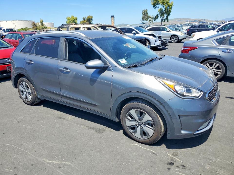 2018 Kia Niro VIN KNDCB3LC4J5200821 COPART salvage auction — REAR END, Ca - Salvage Certificate, sold $275 on 2026-07-22 (photo 4)