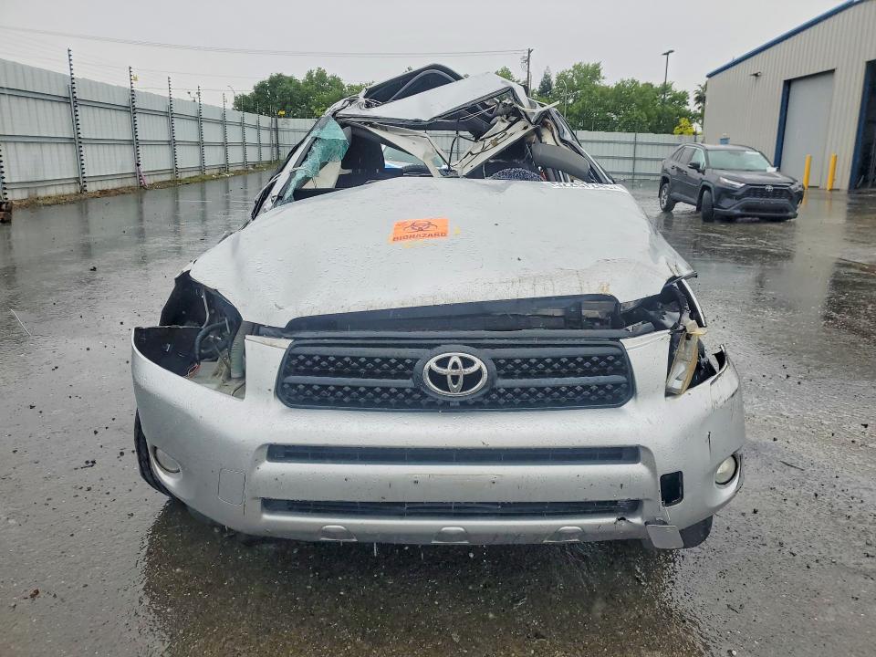 2008 Toyota Rav4 VIN JTMZD32V385082066 COPART salvage auction — ROLLOVER, Ca - Non-Repairable Vehicle Cert, sold $500 on 2026-07-02 (photo 5)