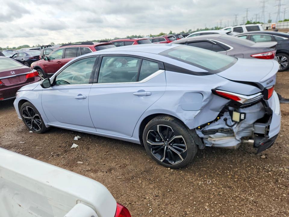 2023 Nissan Altima VIN 1N4BL4CW5PN400291 COPART salvage auction — REAR END, IL - SALVAGE CERTIFICATE, sold $9,000 on 2026-07-28 (photo 2)