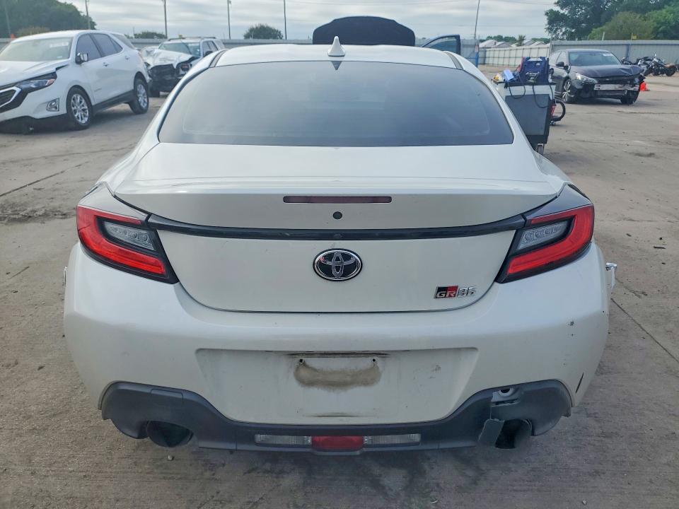 2023 Toyota Gr 86 VIN JF1ZNBB17P9764241 COPART salvage auction — REAR END, Tx - Salvage Vehicle Title, sold $4,350 on 2026-07-23 (photo 6)
