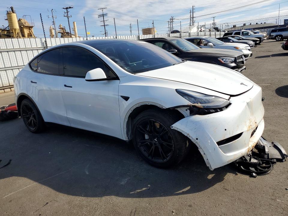 2022 Tesla Model y VIN 7SAYGDEE5NF317505 COPART salvage auction — FRONT END, Ca - Salvage Certificate, sold $8,700 on 2026-07-15 (photo 4)