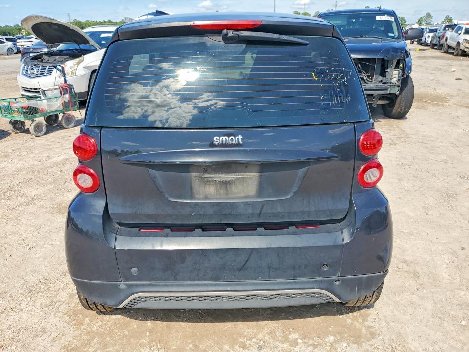2015 Smart Fortwo VIN WMEEJ3BA5FK796382 COPART salvage auction — SIDE, Tx - Salvage Vehicle Title, sold $1,250 on 2026-08-11 (photo 6)