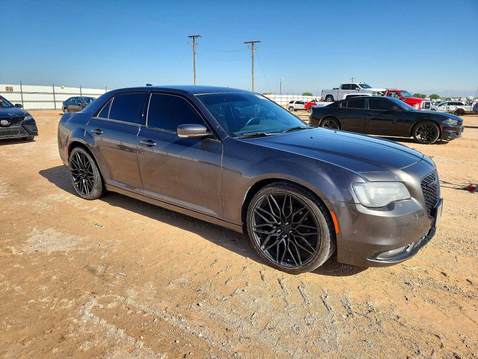 2021 Chrysler 300 VIN 2C3CCABG7MH541217 COPART salvage auction — WATER/FLOOD, Tx - Salvage Title-Flood Damage, sold $15 on 2026-07-29 (photo 4)