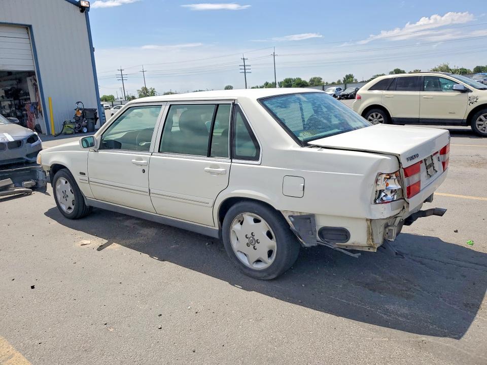 1998 Volvo S90 VIN YV1KS9601W1139193 COPART salvage auction — REAR END, ID - SALVAGE CERTIFICATE OF TITLE, sold $125 on 2026-07-30 (photo 2)