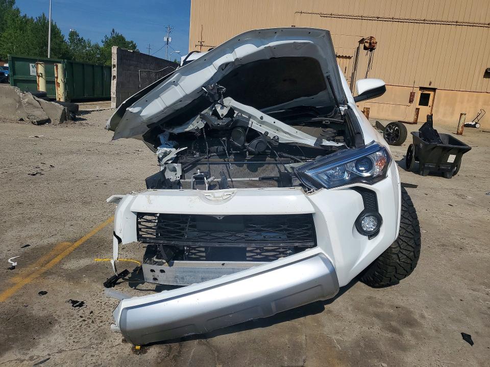2024 Toyota 4runner VIN JTEPU5JR7R6272029 COPART salvage auction — FRONT END, Sc - Cert Of Title-Salvage, sold $5,600 on 2026-07-10 (photo 5)