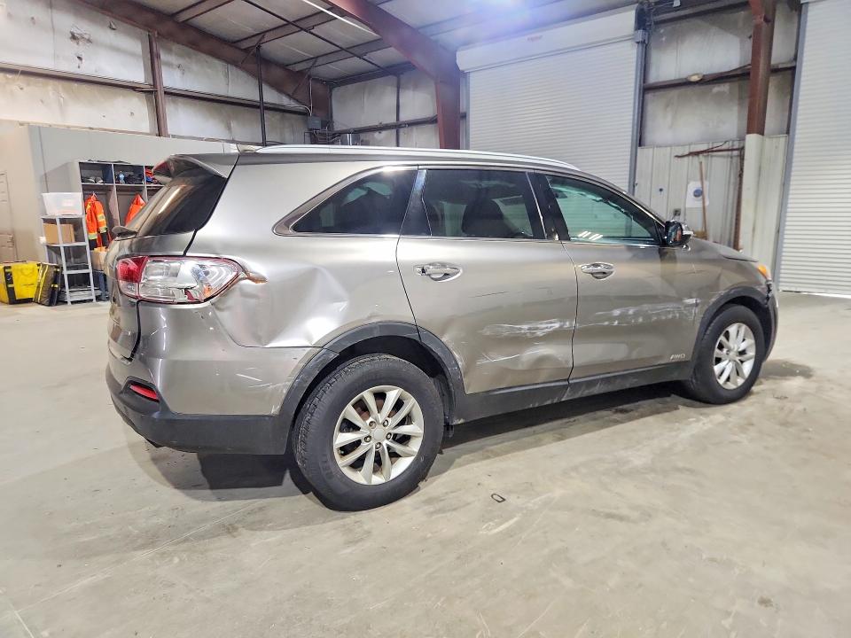 2016 Kia Sorento VIN 5XYPGDA38GG081537 COPART salvage auction — SIDE, Ma - Cert Of Title-Reconstrctd Coll, sold $1,250 on 2026-07-23 (photo 3)