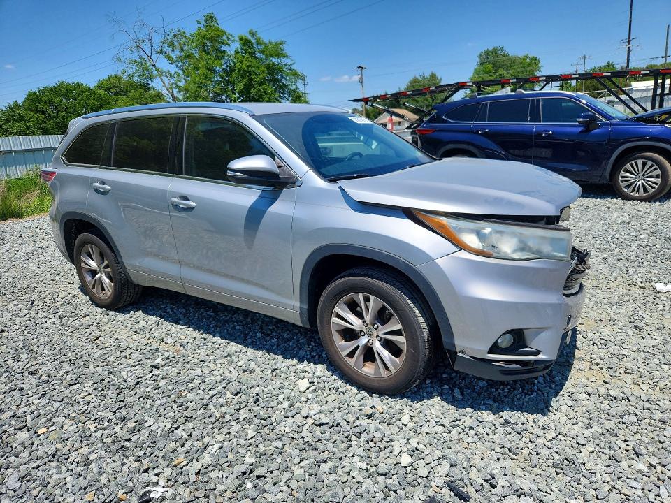 2015 Toyota Highlander VIN 5TDKKRFH6FS091852 COPART salvage auction — FRONT END, Nc - Salvage Certificate Of Title, sold $2,300 on 2026-07-22 (photo 4)