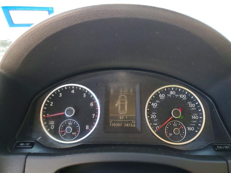 2015 Volkswagen Tiguan VIN WVGAV7AX8FW604603 COPART salvage auction — NORMAL WEAR, Tx - Salvage Vehicle Title, sold $150 on 2026-08-13 (photo 9)