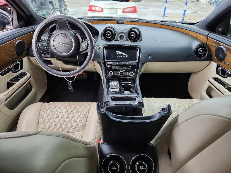 2018 Jaguar Xj VIN SAJWA2GE4JMW15733 COPART salvage auction — REAR END, La - Cert Of Title-Salvage, sold $8,600 on 2026-07-29 (photo 8)